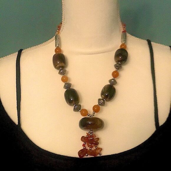 Marbleized  Big Bead Necklace!! - Picture 7 of 7